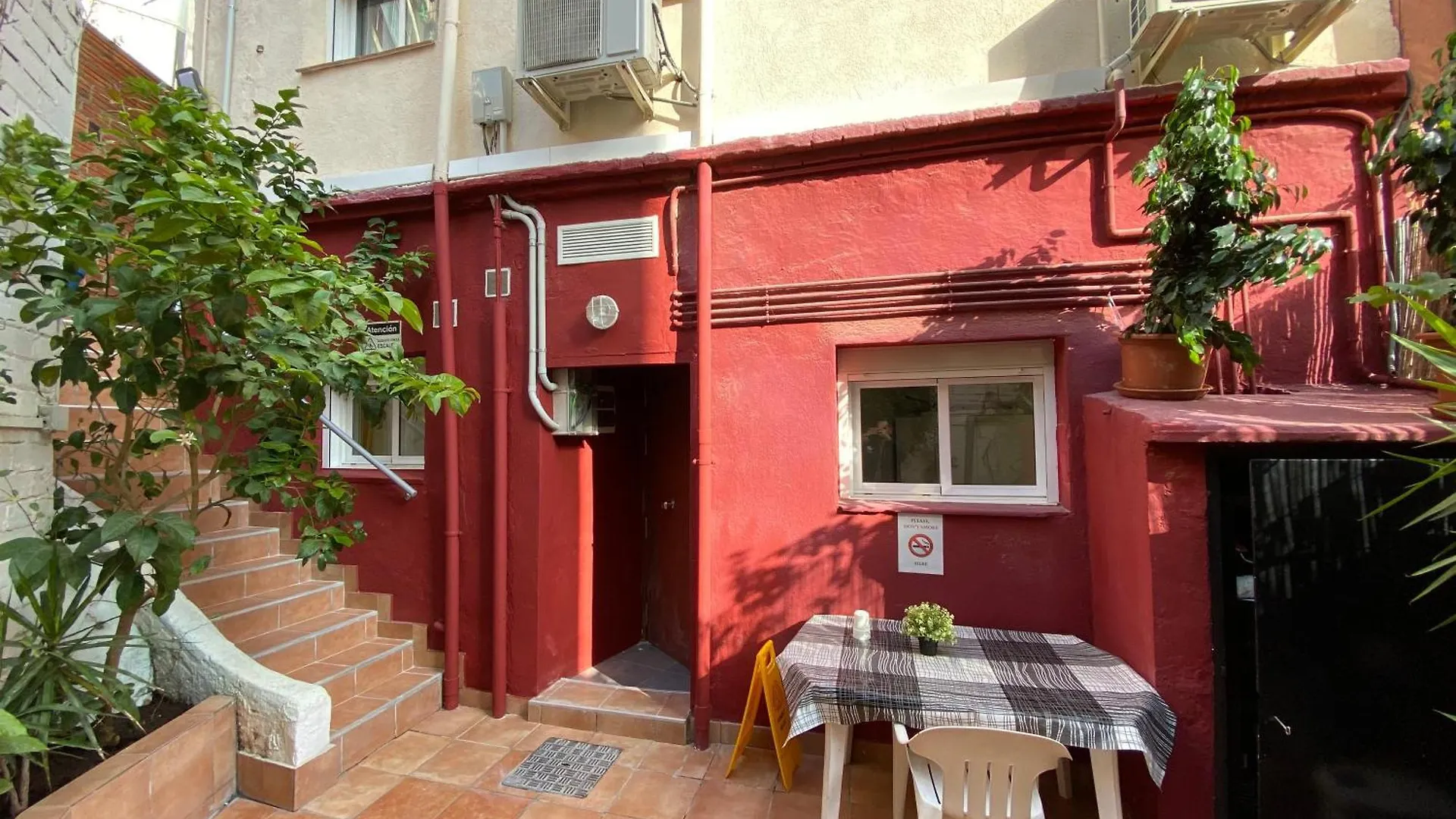 Апартаменты Cozy Suite Apartment, Wifi! Santa Coloma de Gramenet Испания