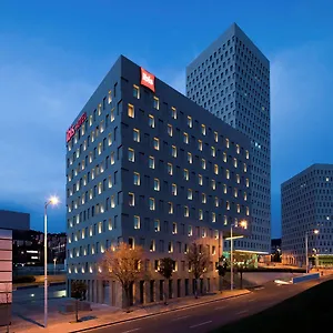 Отель Ibis Barcelona Santa Coloma, Santa Coloma de Gramenet